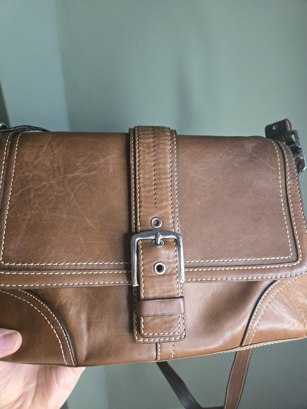 Coach Vintage Hampton Smooth Leather Crossbody Bag F11196 - Picture 5 of 15